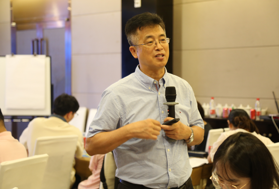 李东老师2024年7月19日给中核兴业讲授《系统思维与决策》课程圆满结束!