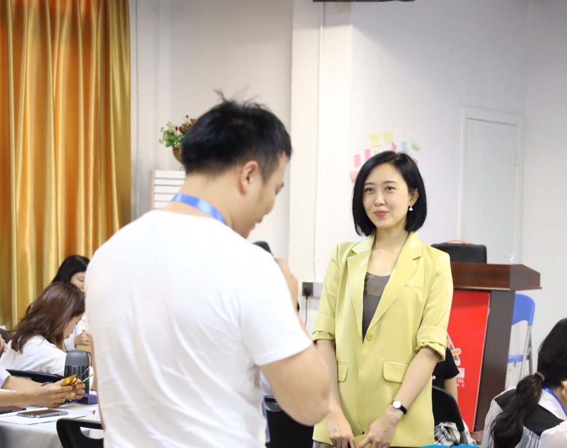 2022年6月18日，张熳老师为广东某公司讲授《如何做好工作汇报》课程圆满结束！