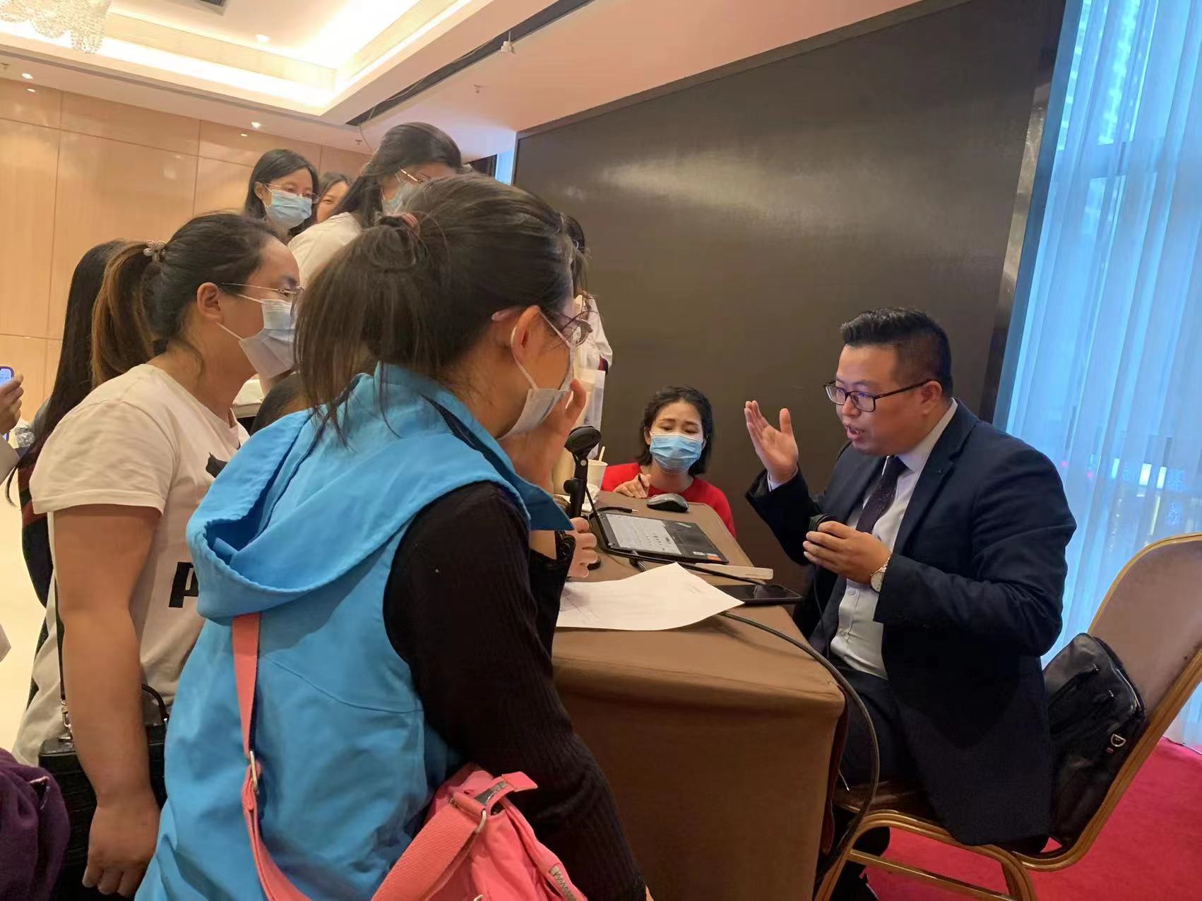 5月17号财税管理实战专家—刘建平老师受邀至成都市讲授《2022年最新税收优惠政策运用与风险防范》