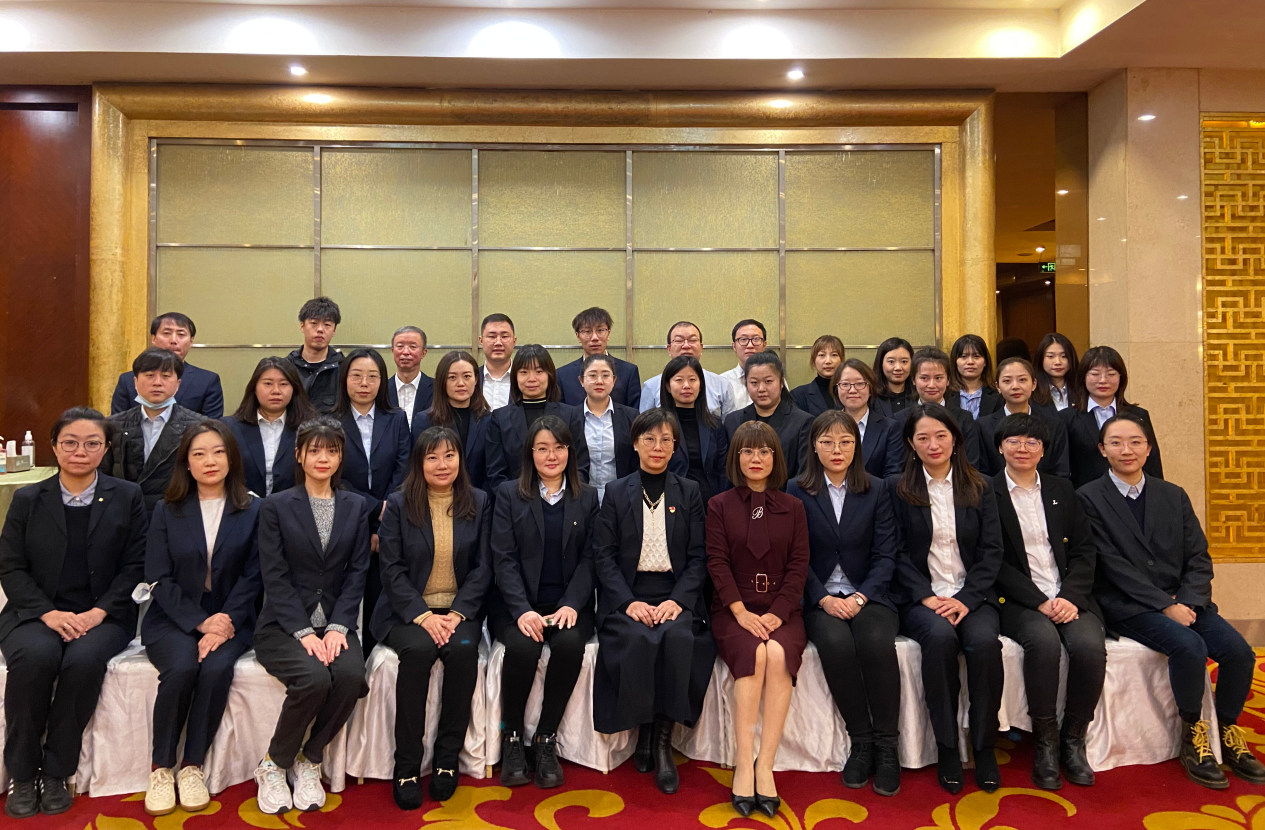 刘平利老师2021年10月21-22在沈阳人寿保险公司讲授《职场四剑客-办公效能提升培训班》第一期