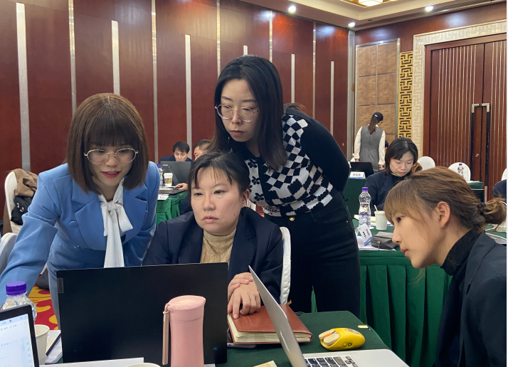 刘平利老师2021年10月21-22在沈阳人寿保险公司讲授《职场四剑客-办公效能提升培训班》第一期