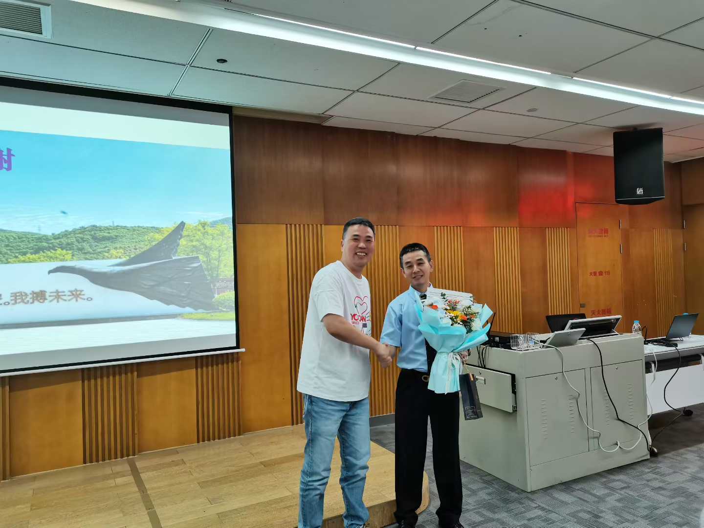 【张方金老师】9月19日,张方金老师为杭州某食品有限公司讲授《策略性渠道开发》课程圆满结束!